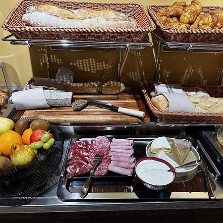 Hotel Le Manoir Du Roselier 프레랑 외부 사진