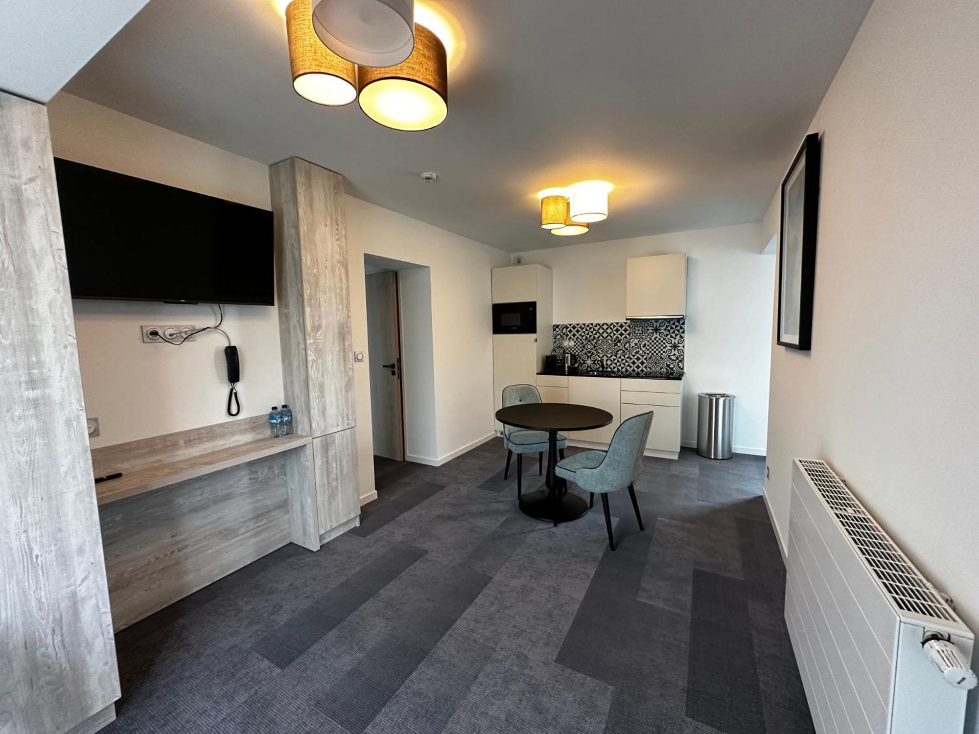 Hotel Le Manoir Du Roselier 프레랑 외부 사진