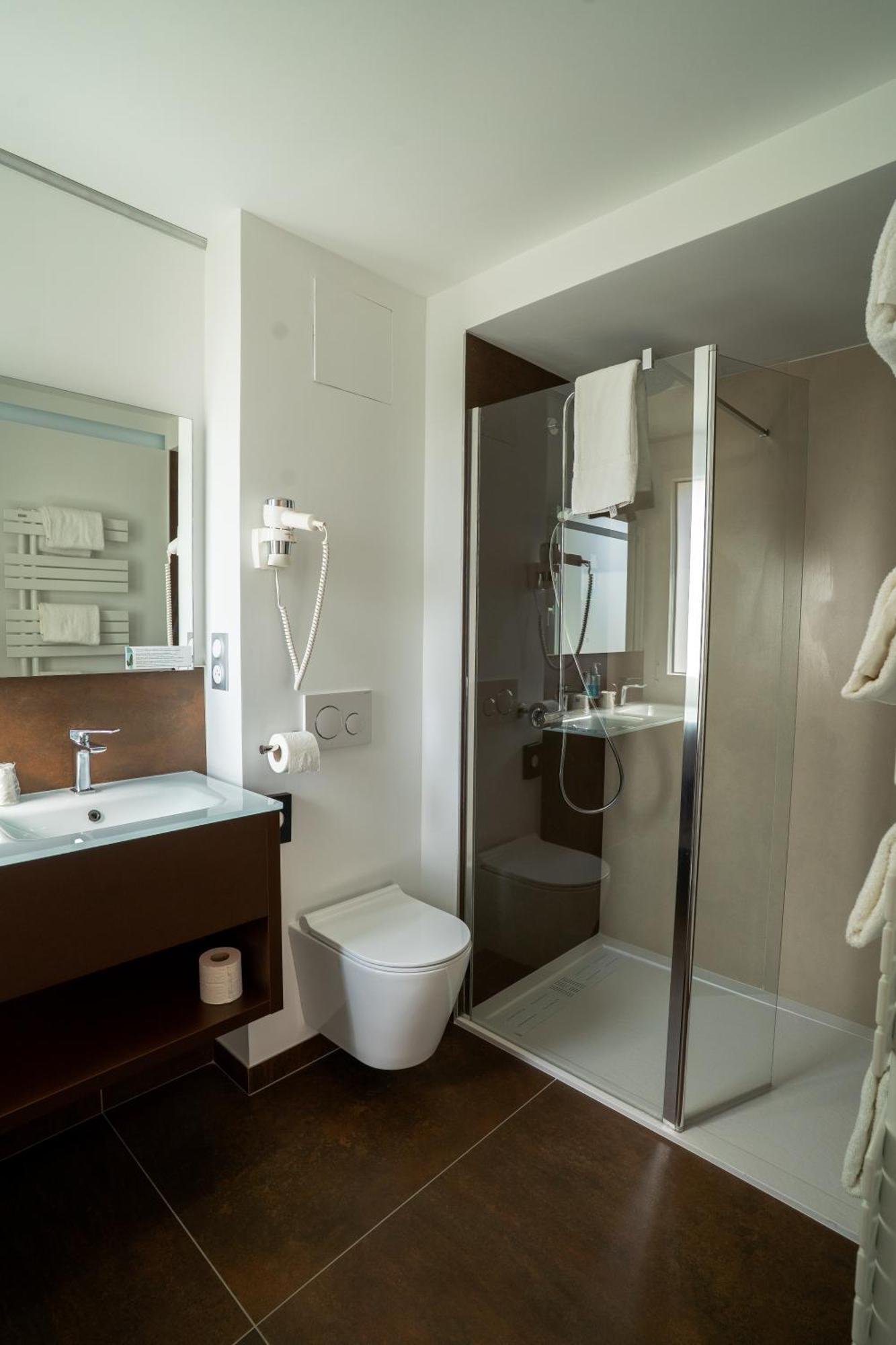Hotel Le Manoir Du Roselier 프레랑 외부 사진